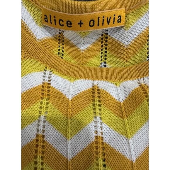 Alice Olivia Yellow Mini Pullover Puff Sleeve Knit Dress Chevron Pattern - Picture 4 of 10